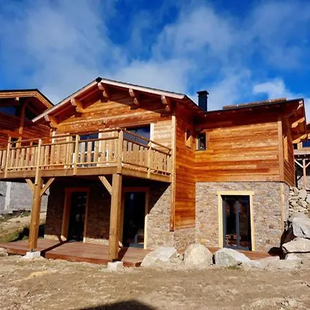 Adorable Montagne Chalet